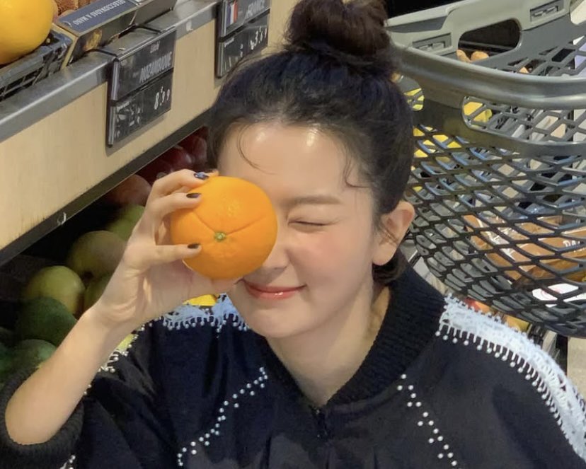 seulgi pics tweet media