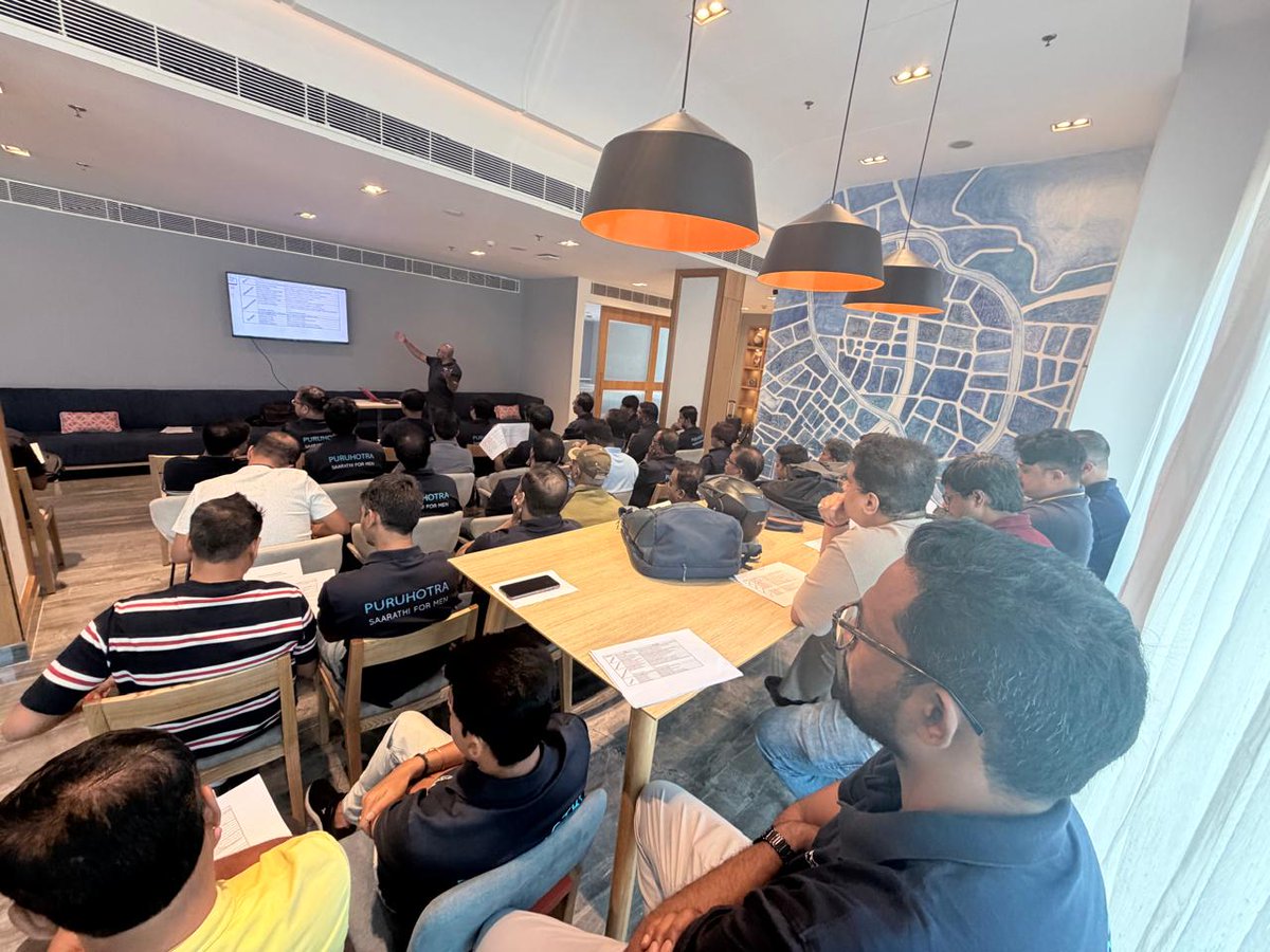 Puruhotra : Saarathi for Men tweet media