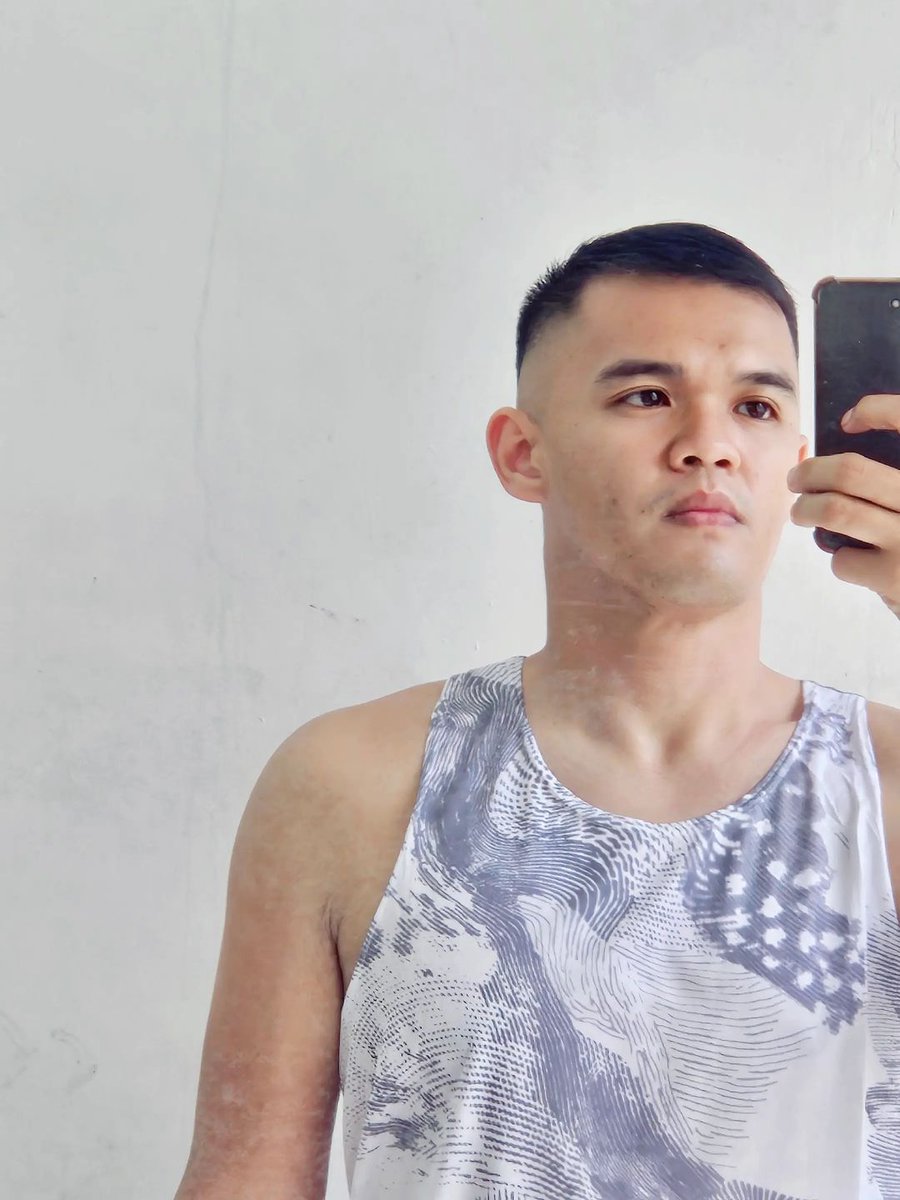 Jims Bond tweet media