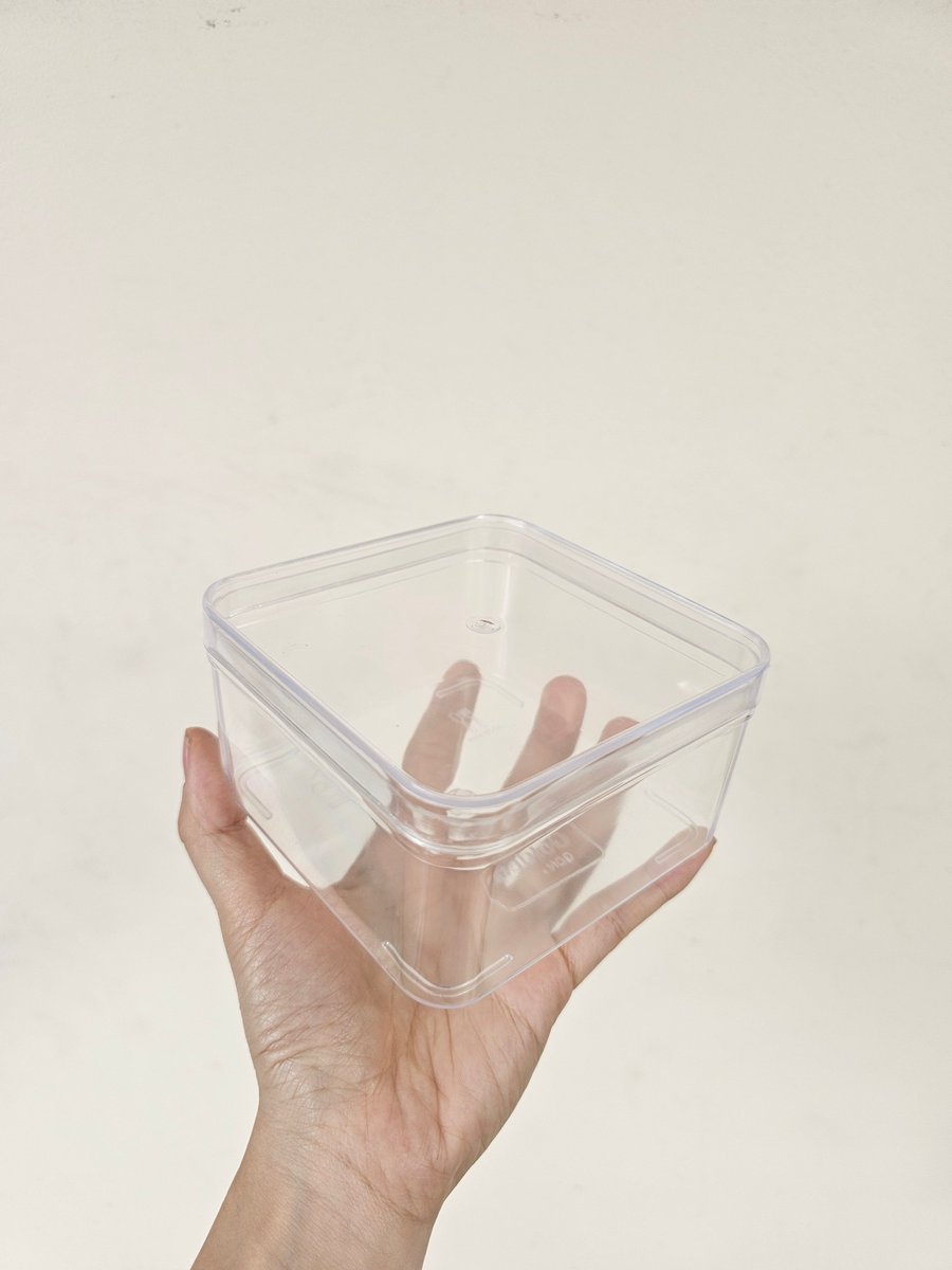lemoonbite's tweet photo. Untuk Cookie Jar, kemasannya menggunakan toples ukuran 10x10x7 cm, isinya 16 pcs cookies bulat ukuran 5 cm
Nanti dikemas pakai pita dan dapat kartu ucapan

Tidak dibikin 3cm lagi seperti sebelumnya karena yang bikin pegel😅 https://t.co/XA47uKzkxP
