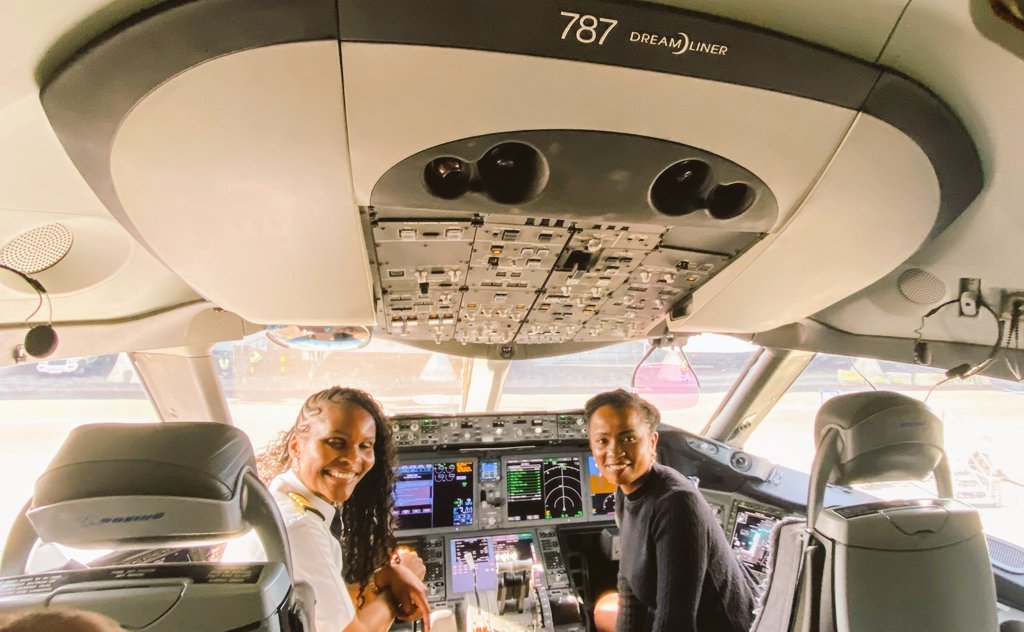 MaureenKahonge tweet media