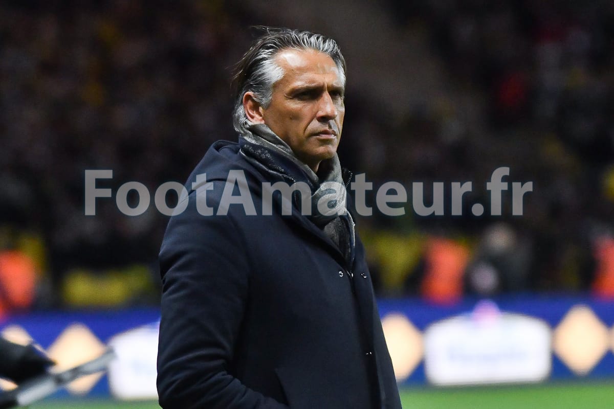 « On a été nuls, lamentables, ridicules. Les joueurs se sont foutus de notre gueule. Ils ont fait n’importe quoi [...] En dehors de leur petite personne, ils ne comprennent pas ce que cela représente pour une ville, des gens… »

Régis Brouard a sorti la sulfateuse après la