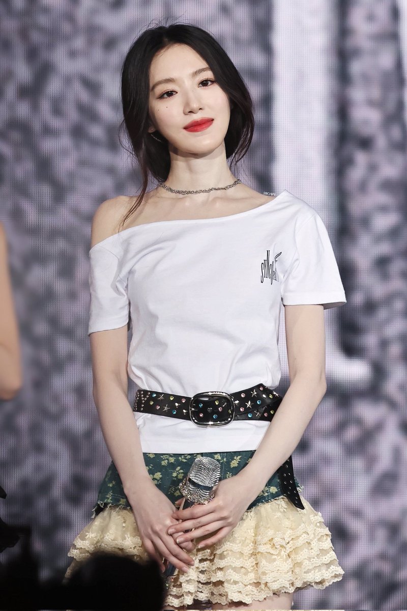 28capy__'s tweet photo. 260307  Taipei
잘했어요🥹

#SHUHUA #슈화 #舒華 
#IDLE #아이들 https://t.co/CZBZfF0w4a
