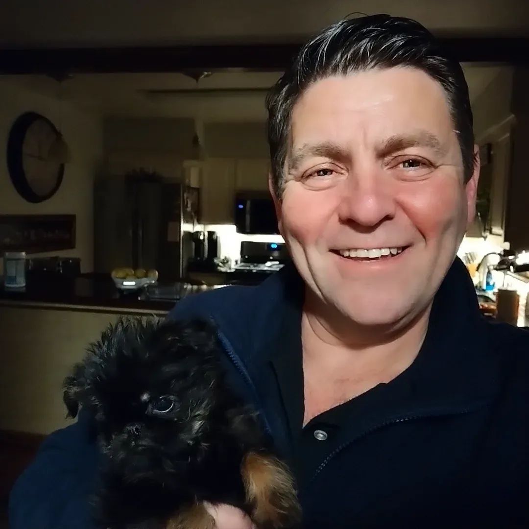 muratmagi's tweet photo. I just bought a new 🏠 for my boy cash! May his Wi-Fi be strong and his neighbors quiet.And most importantly Holy Lord, help him with NJ property taxes.🙏😄 

#brusselsgriffon #NewJersey #nj https://t.co/uzi6bid2TW