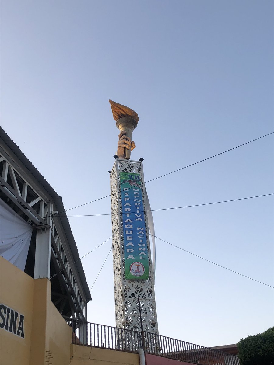 Fenerianos presentes en la XXII Espartaqueada Deportiva Nacional, organizada por el Movimiento Antorchista Nacional en Tecomatlán, Puebla. ❤️‍🔥🏅

El deporte impulsa a la juventud a luchar por un México más justo.

¡Muy bien fenerianos! ❤️‍🔥💪
#EspartaqueadaDeportiva #Fenerianos