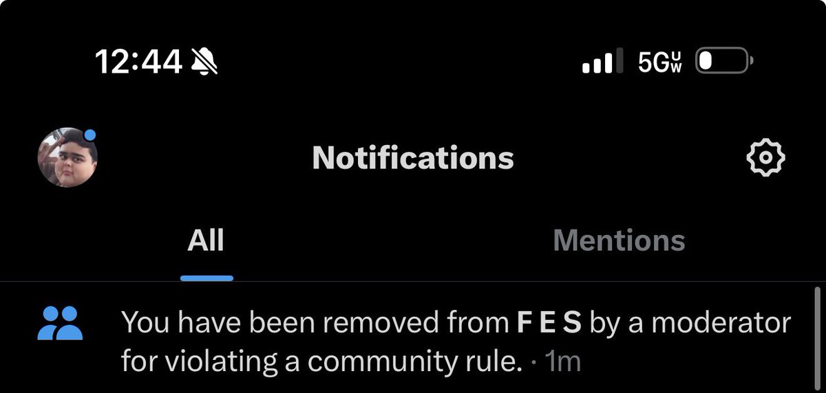 off fs___09 tweet media