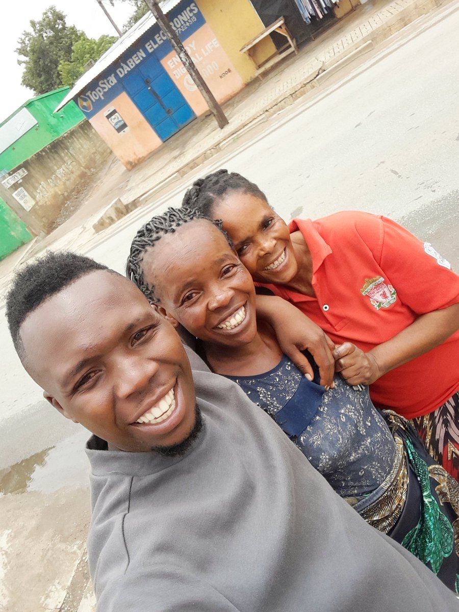bobby_dee98's tweet photo. Happy Women's Day.

God created women with strength, compassion, and faith. Today we celebrate their blessing to the world. https://t.co/drtJpfMRaO
