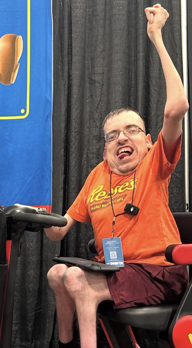 Ricky Berwick tweet media