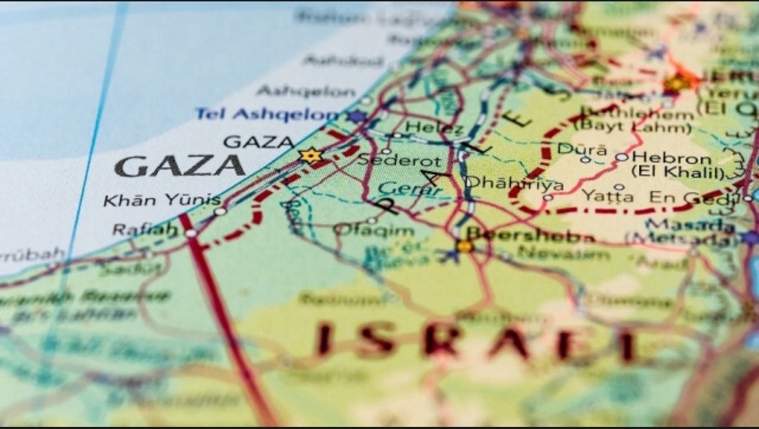 Kendilerine Tanrı tarafindan vaad edildiğine inandıkları toprakları ele geçirmek için Ortadoğu'yu kan gölüne çeviren,çocukları katleden terör devleti İSRAİL, dünyanın en RADİKAL DİNCİ ülkesidir.