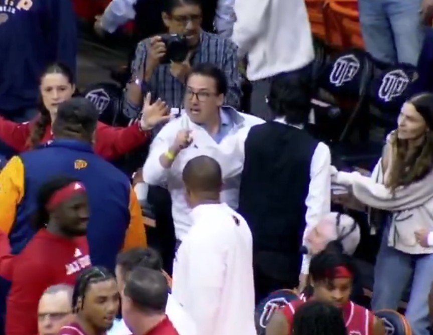 I Plead the GIF 🖐🏾 tweet media