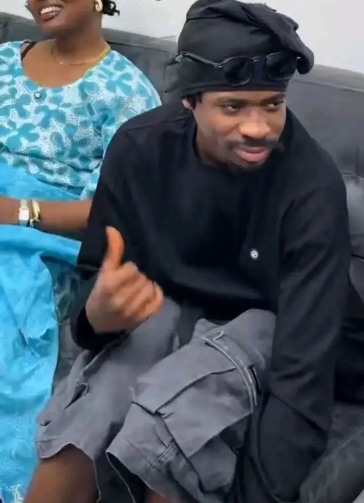 He wan grow but he no wan Dey rt other people content