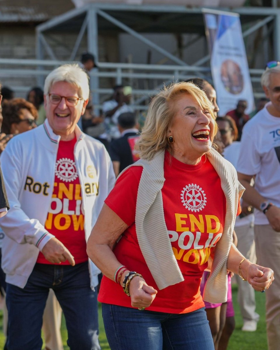 Rotary International tweet media