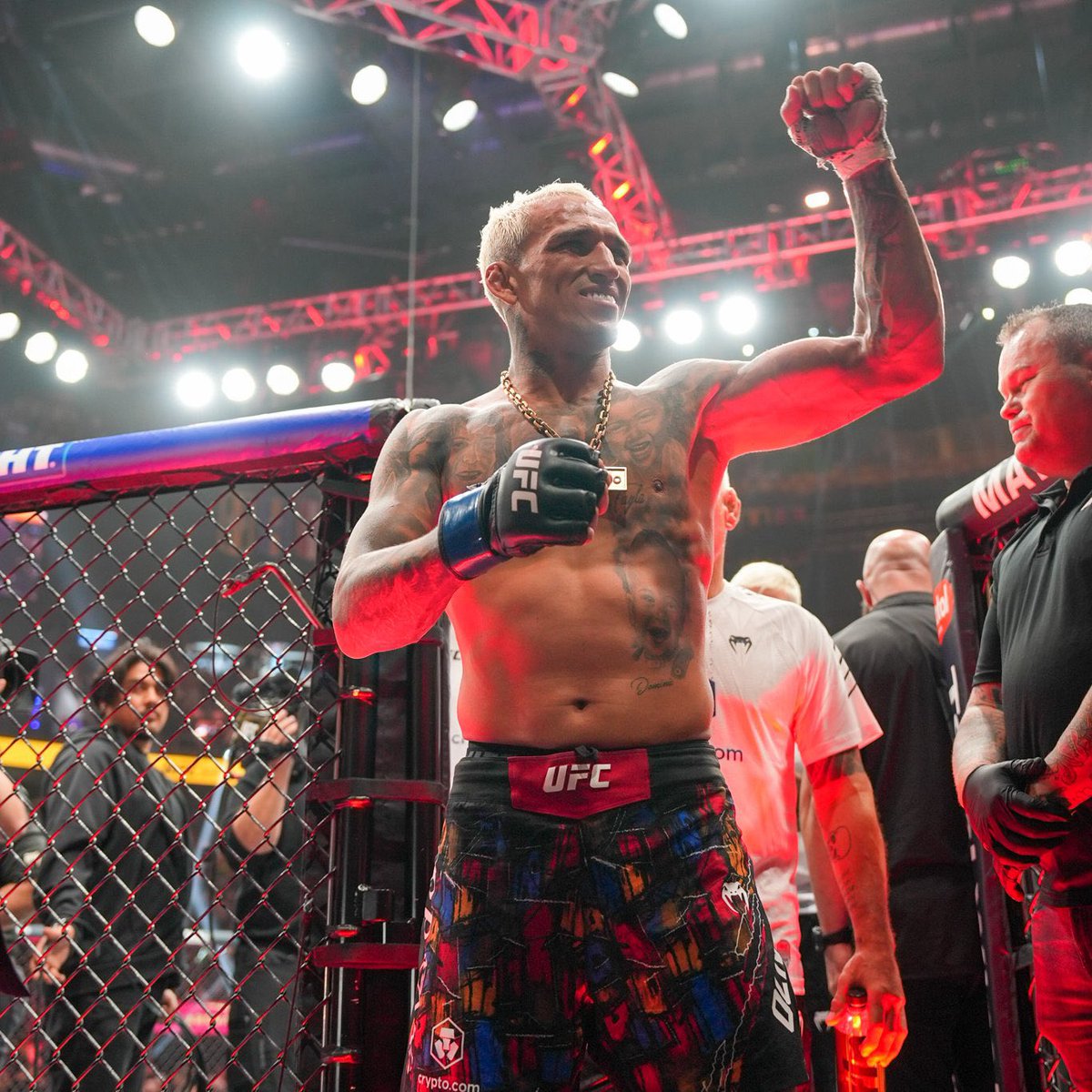 concatenarsim's tweet photo. Obrigado, @CharlesDoBronxs

Obrigado. 

 #UFC326 https://t.co/9seGs8qS9N