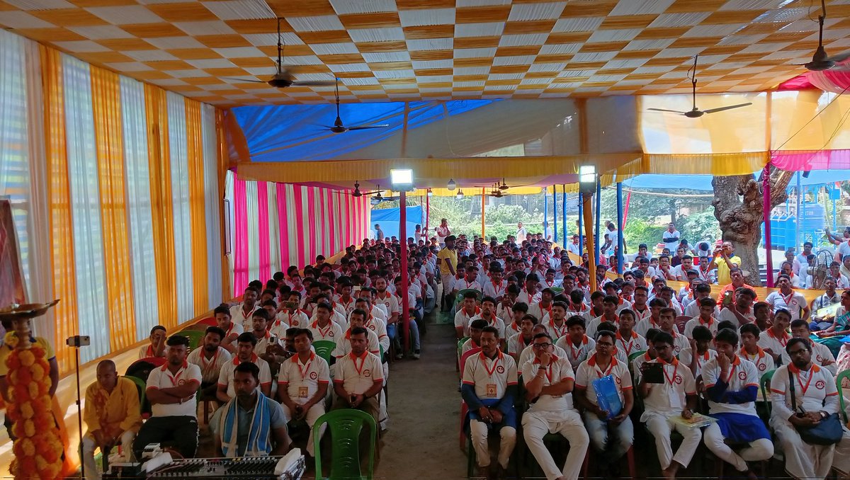 Sri Sri Pranav Math & Bharat Sevashram Sangha tweet media