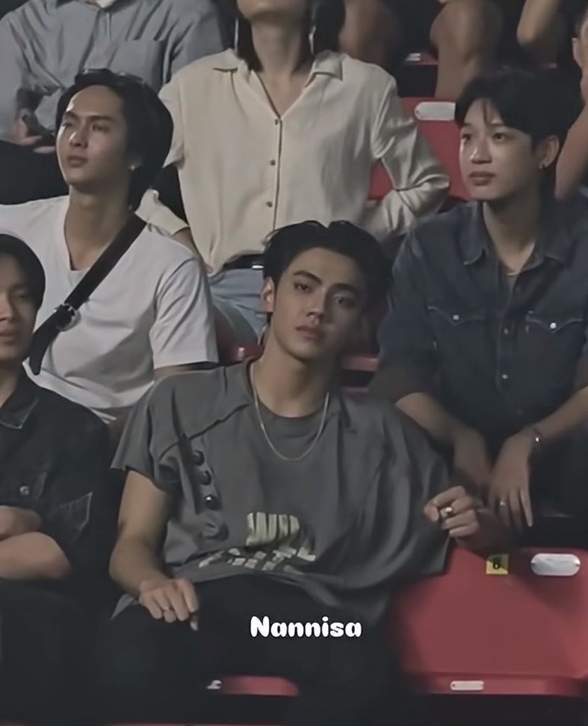 nnextoyouu's tweet photo. ภีมชอบบอกว่าอยากให้เน้กถอดแมส แล้ววันนี้เน้กถอดแมสมาดูภีมจริงๆ ทั้งที่ปกติใส่ตลอด วิธีบอกรักของคนซึนๆ ถ้านี่ไม่ใช่คนที่รักภีมที่สุดด~🦮🐈‍⬛💘 https://t.co/KrchW5WciT