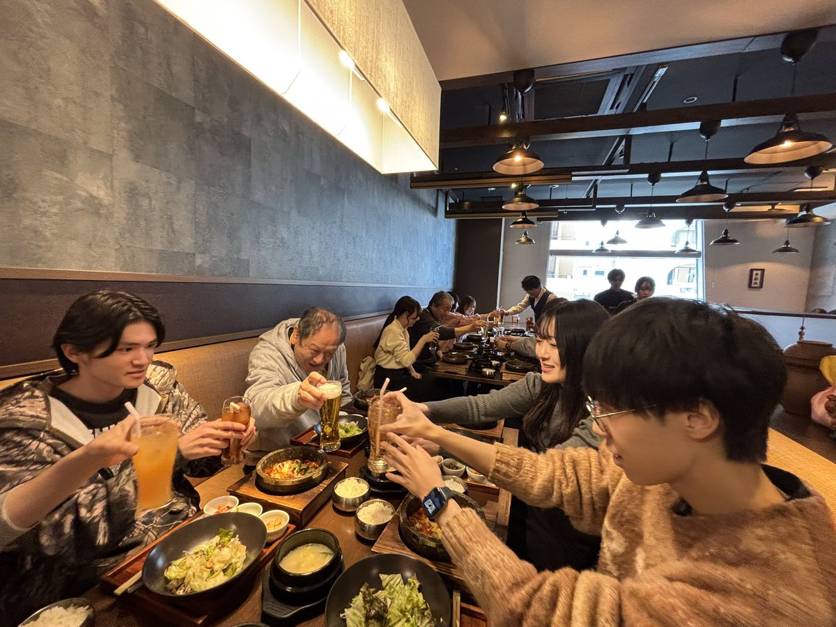MSDsaiyo's tweet photo. 内定者懇親会を開催しました🌸
内定者の意外な一面を知ることができ、
とても有意義な時間となりました✨✨
4月から一緒に働けるのが今から楽しみです☺️
#懇親会 #池袋 #エンジニア #内定者 https://t.co/wioWRLbJ15