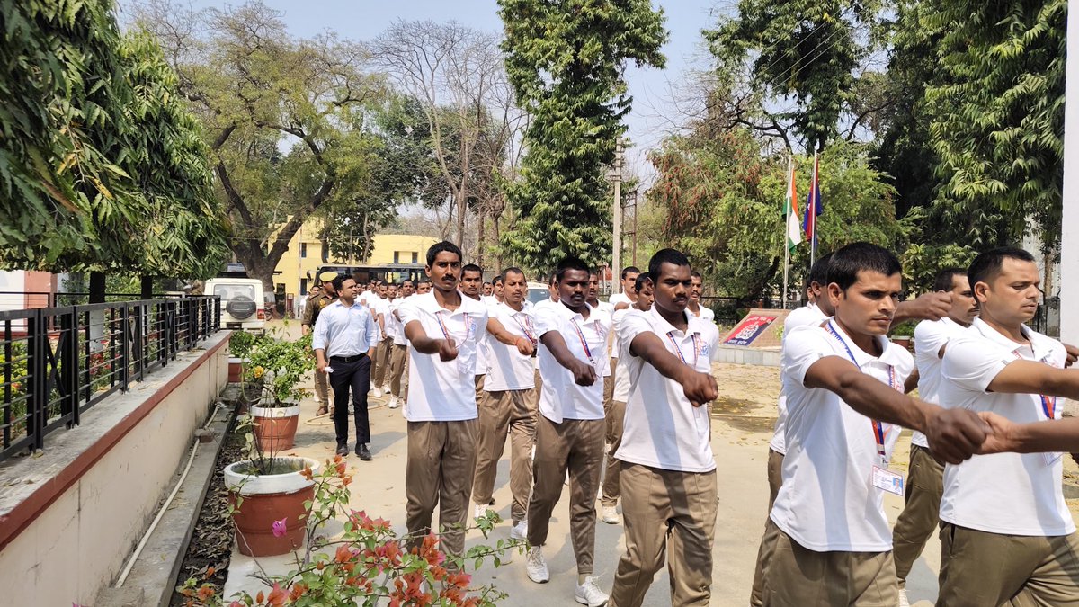 केन्द्रीय प्रशिक्षण संस्थान “प्रांतीय रक्षक दल” tweet media