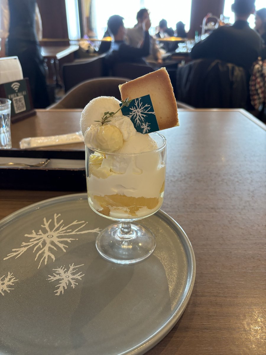 GENKAI1002's tweet photo. 雪に慣れてない福岡県民は、なるべく屋内で札幌満喫中。
本当に美味い！ https://t.co/lSjTXUzaH5