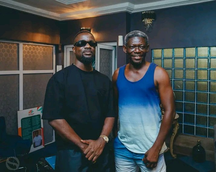 real_agya_koo's tweet photo. Congratulations @sarkodie Berma 🔥🔥🇬🇭🇬🇭 https://t.co/WOttGyEWgK