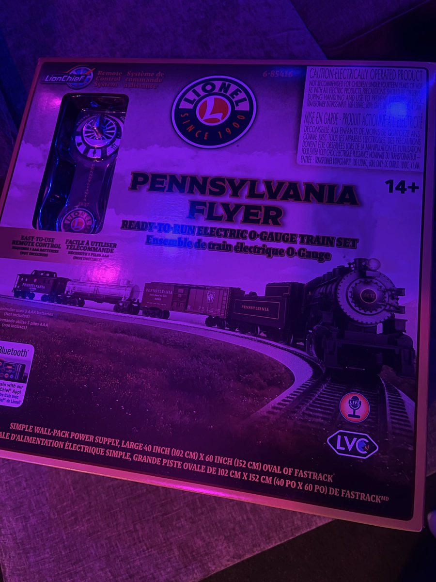 TucLoX 🕟 tweet media