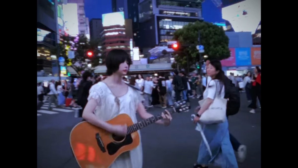 ←あのちゃん2015　　ano2026→