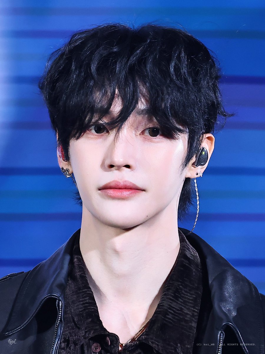 𝒌𝒐𝒊. tweet media