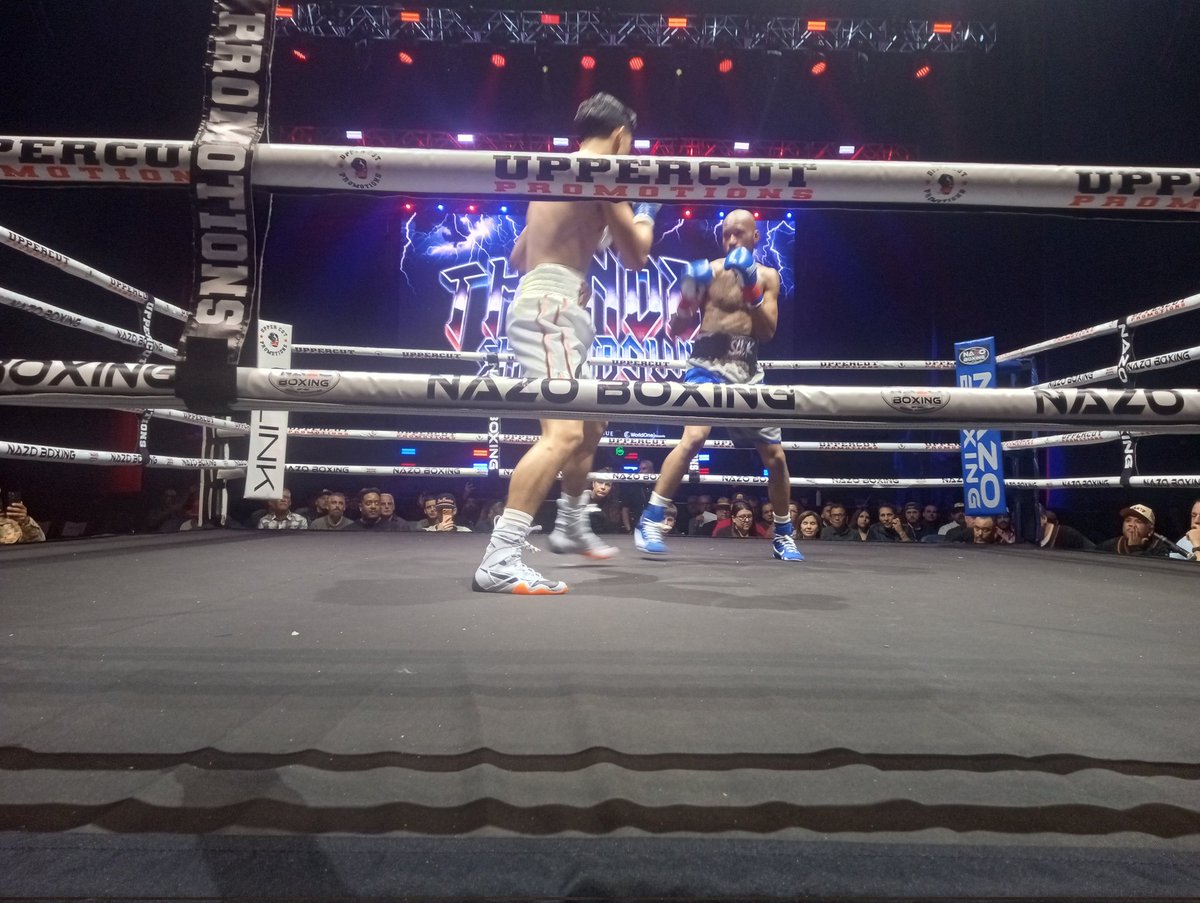 UppercutPromote's tweet photo. Bridges over Davis KO 1:12 6th Rd  #Boxing #Sacramento #ThunderValley https://t.co/RiFw5xsvKR