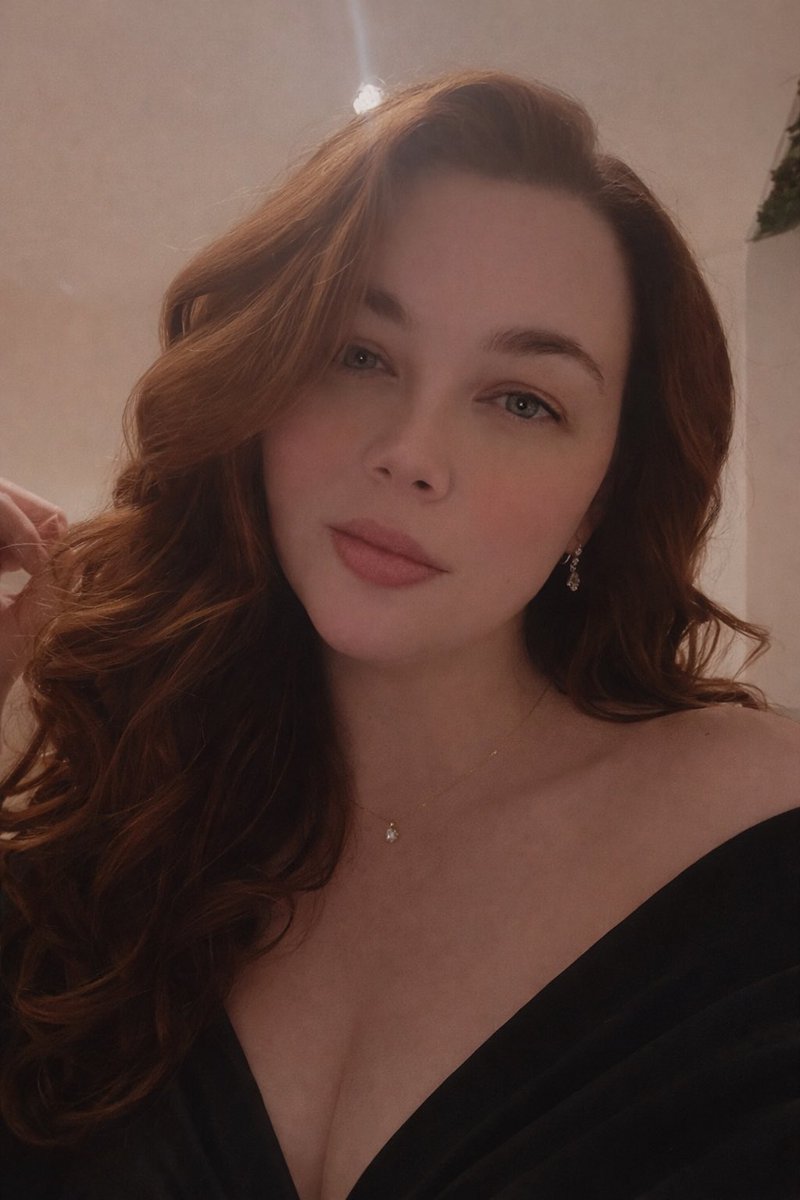 GoddessNatRose's tweet photo. First 3 people to send me a little something in honour of international Women’s day, will get a very special little treat 😈 https://t.co/Yjej8l2adw