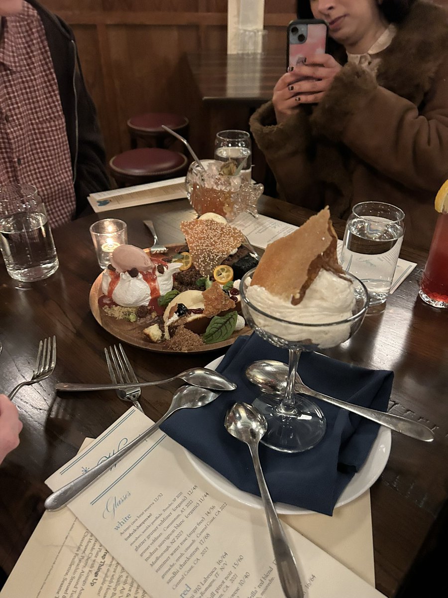 stuffie🕯️🥀🍰 tweet media