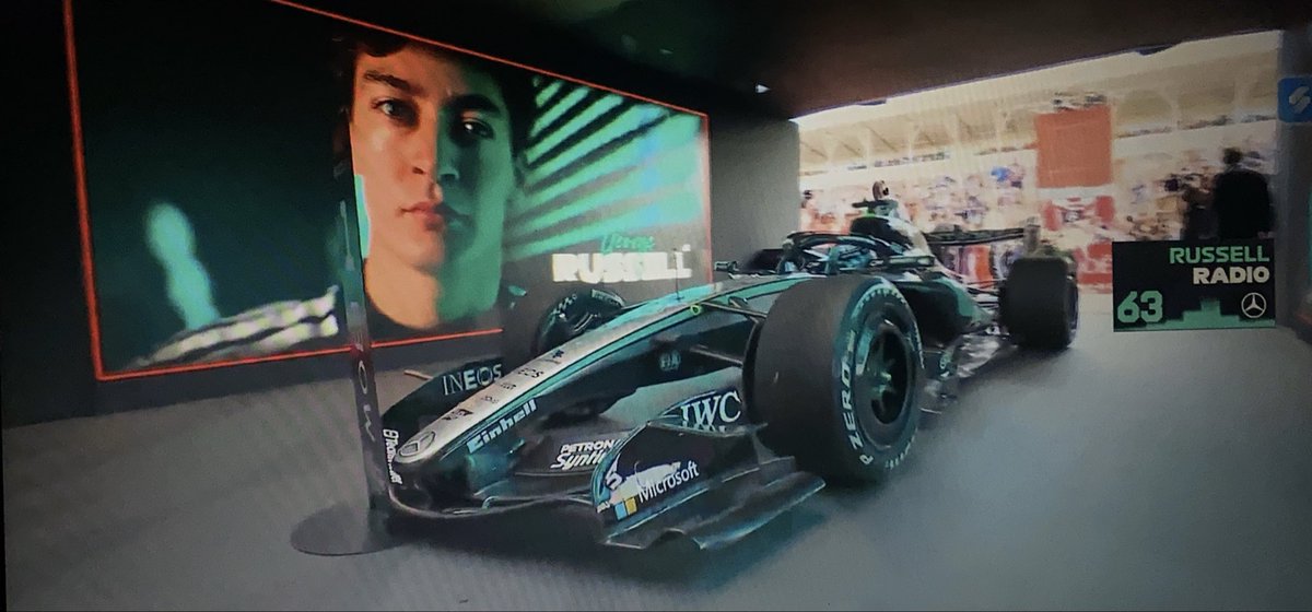 yrsmyl's tweet photo. our diva’s 🏆🏁 https://t.co/js4U23RjSO