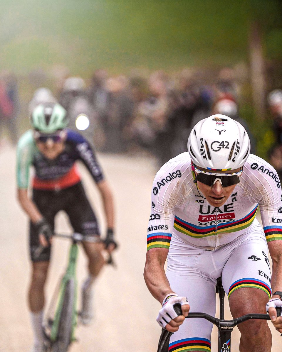 Lukáš Ronald Lukács tweet media