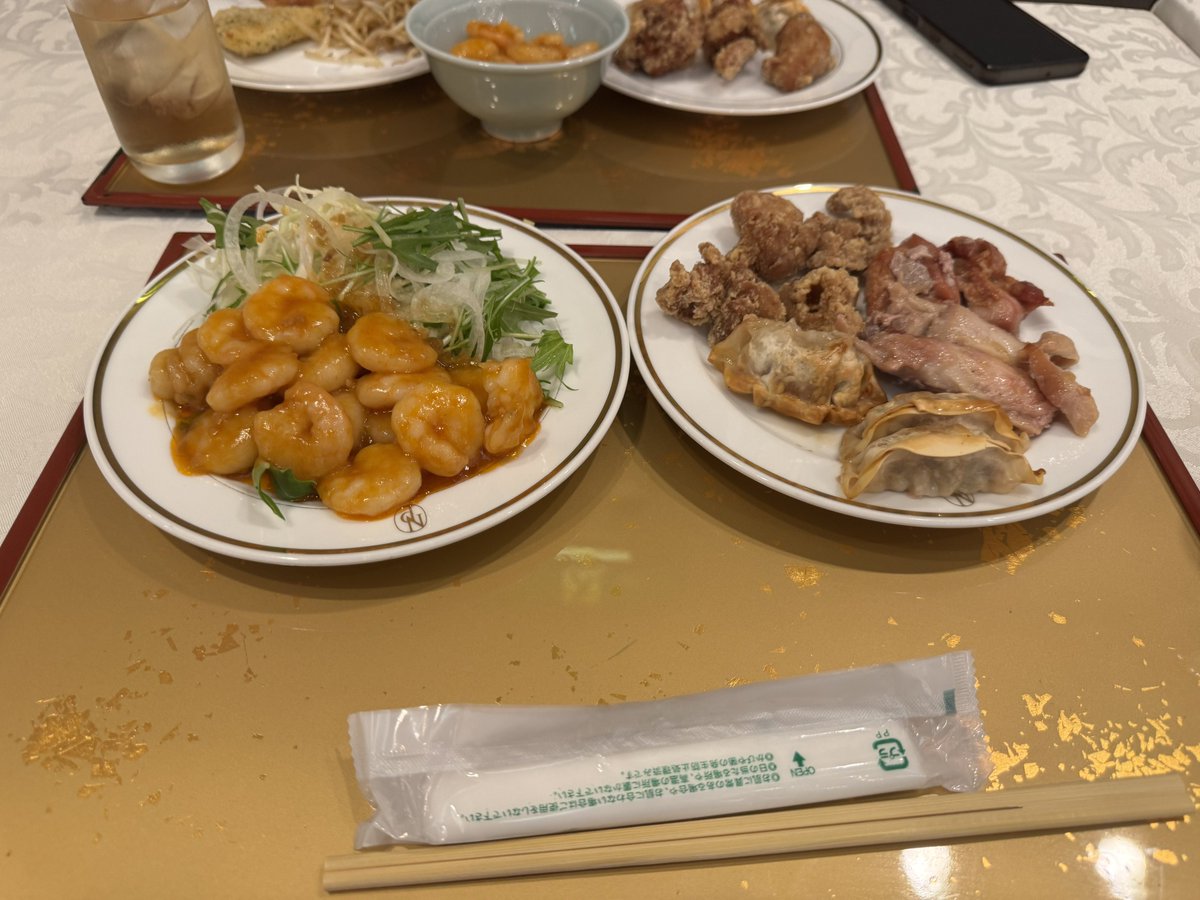 BattleChikuho's tweet photo. 筑豊バトルパレス(7周目)、206人の参加者にて開始いたしました！
のがみプレジデントホテルのランチ、サンエトワール様のパンをはじめとした食べ物、オレタン様の物販でお楽しみいただいております！
#筑豊バトルパレス https://t.co/833DQCkwAb