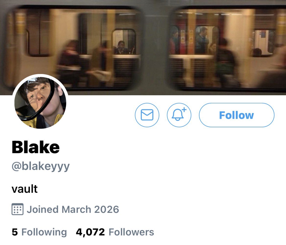 B4MB192's tweet photo. — #chanbaek au wherein • Blake (bh) and Xavier (c) blur the line between friendship &amp; something more. 

not friends. not lovers. just something in between that neither of them ever named. https://t.co/VHQCLCLgm2