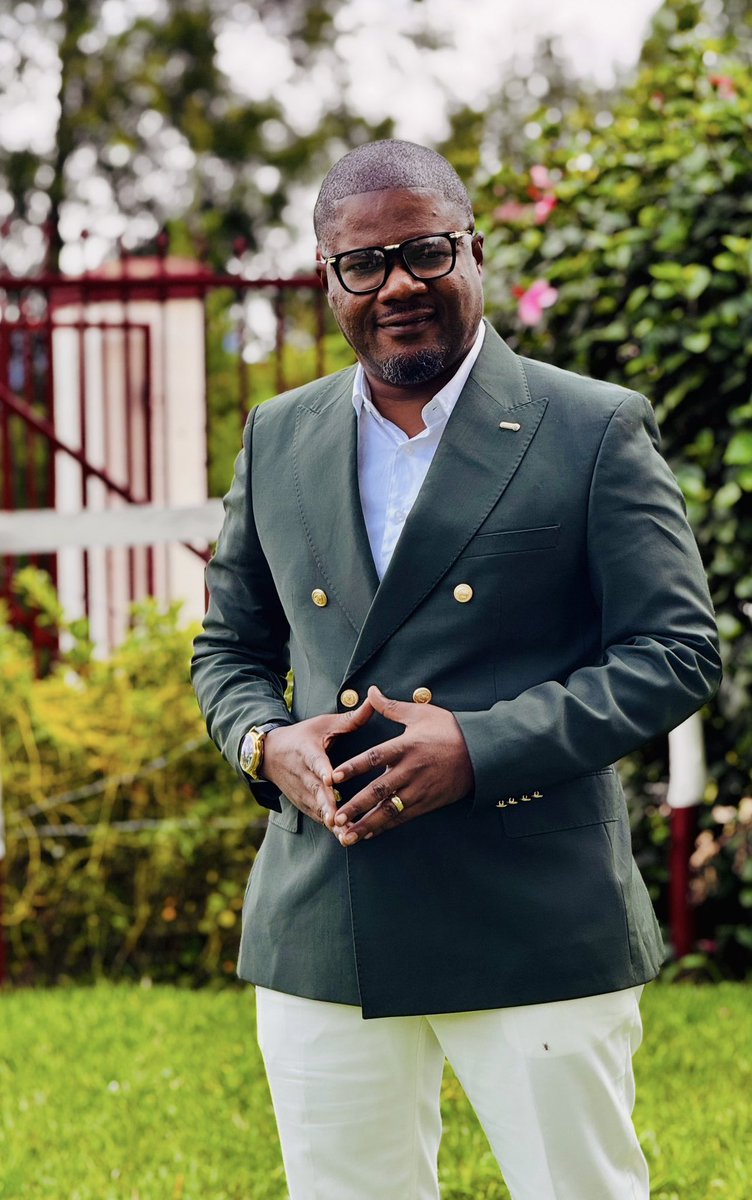 Je vous l’ai toujours dit :Mon DG  <a href="/seigneurCHRIS01/">Ilunga Mutombo Christian</a> n’est pas un simple utilisateur de X.
Hier encore, avec un simple challenge, il a arrêté le soleil.
Beaucoup parlent, mais peu peuvent influencer autant.
Moi, je le dis clairement : il est le tout-puissant sur X, le père des