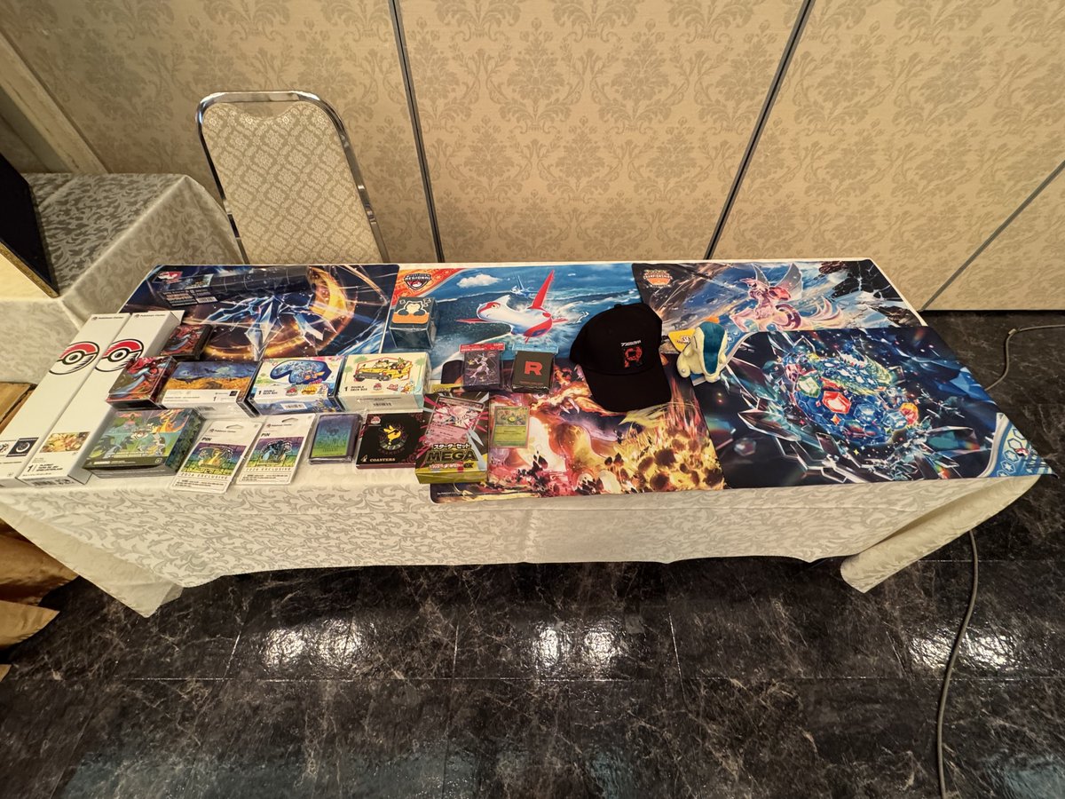 BattleChikuho's tweet photo. 今回様々なプレイマット、スリーブをはじめとしたグッズを多数ご提供頂いております！
ご提供いただきました皆さまありがとうございます！
#筑豊バトルパレス https://t.co/zWLIIjMuNg