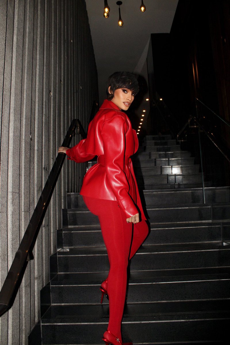 JaneishaJohn's tweet image. toi et moi…✨🌹♥️💋  #datenight #vibes