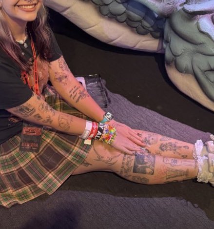 erin ⊬ 🇵🇸🍉 tweet media