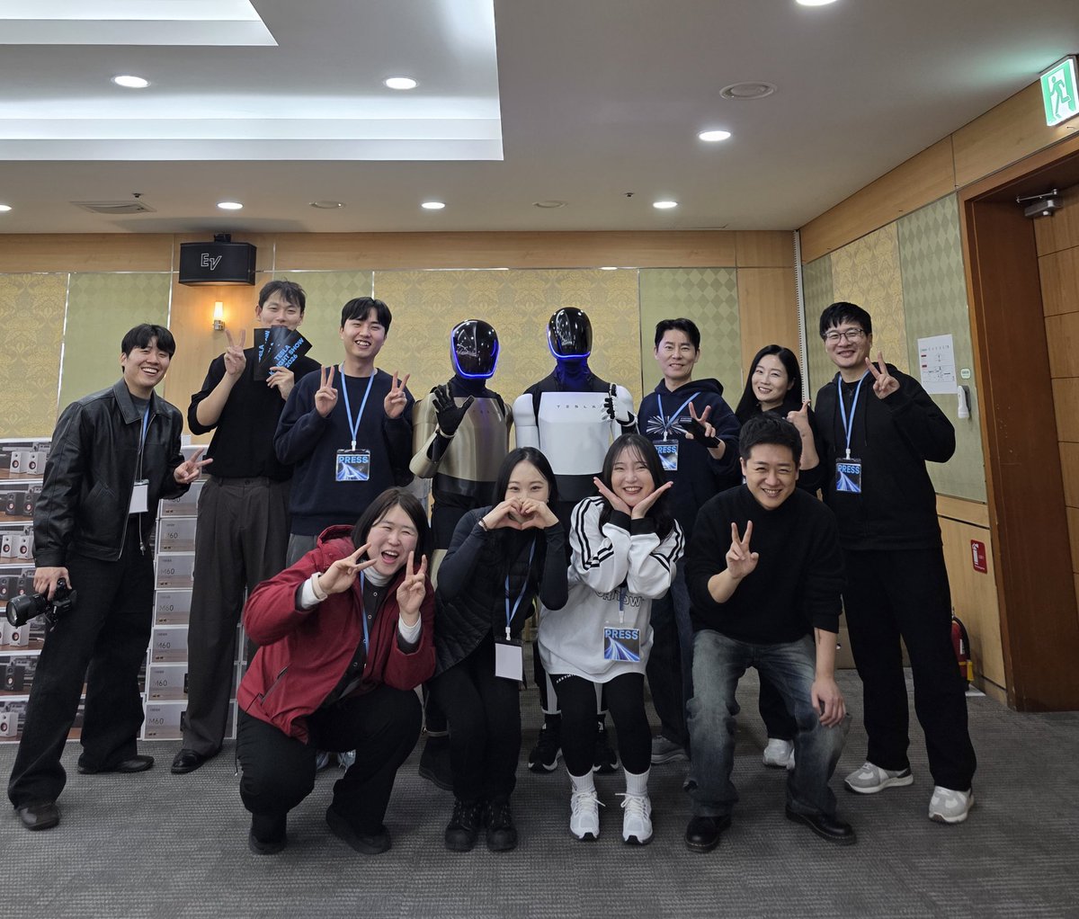 티티코코 tweet media