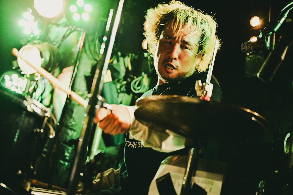 Large House Satisfaction tweet media