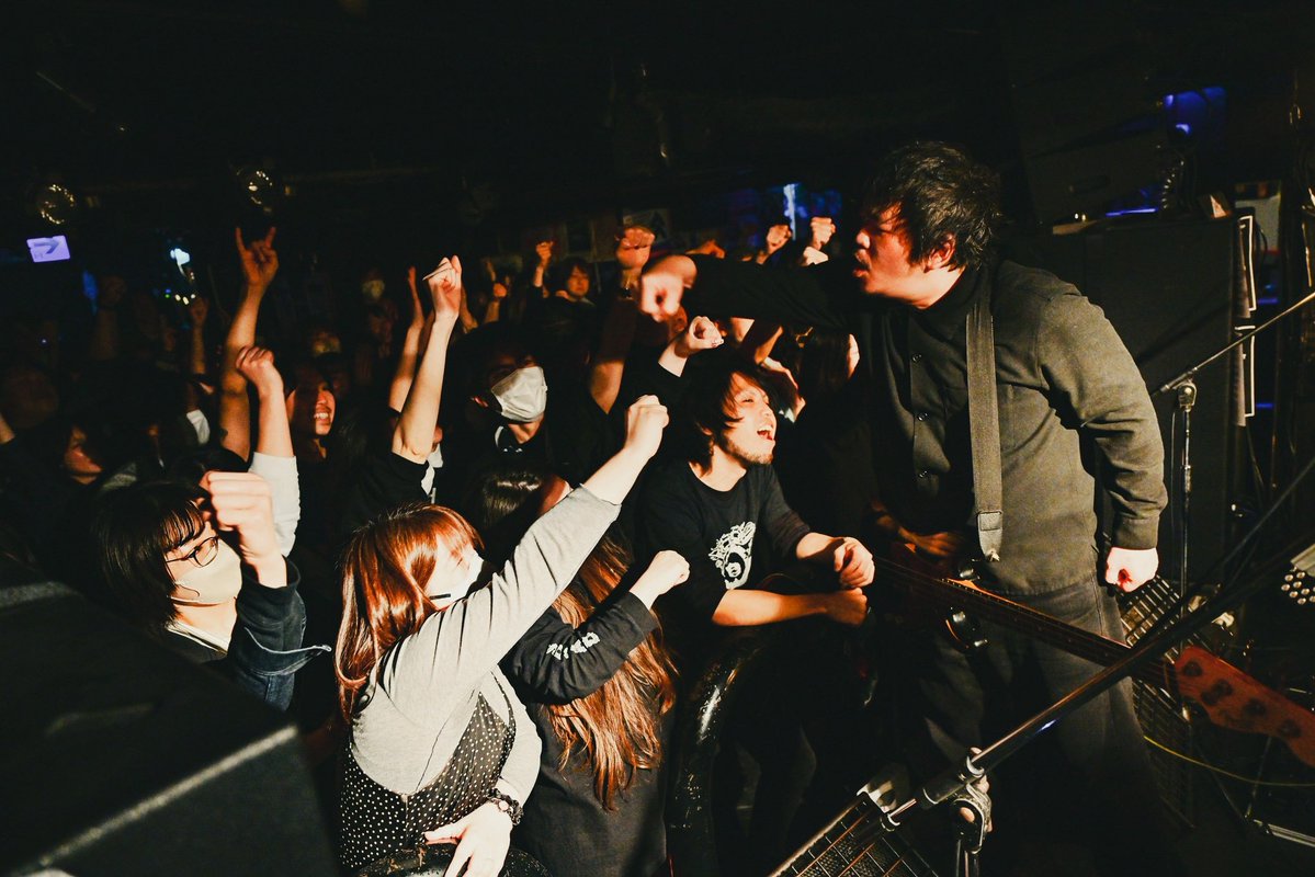 Large House Satisfaction tweet media