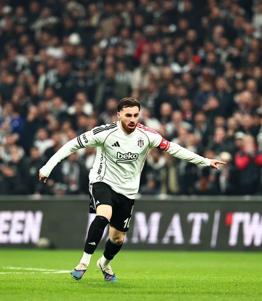 KartalRecord's tweet photo. Orkun Kökçü vs Galatasaray.

Topla buluşma: 102
Pas: 74/79 (%94)
Kilit pas: 4
İkili mücadele: 4/6
Topu geri kazanma: 3
Rating: 8.0 https://t.co/tyDNM1DlRj