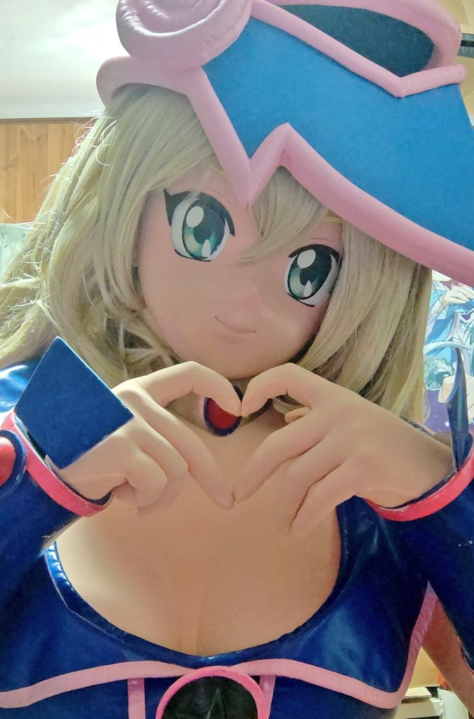 hiro@アキカン tweet media