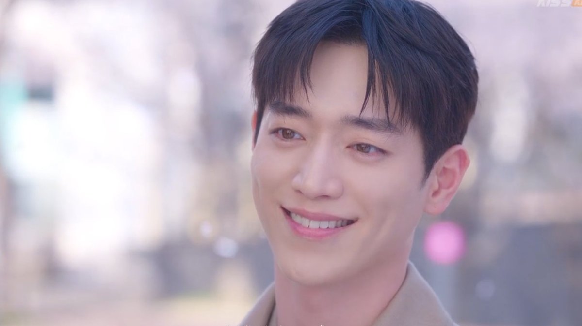 siempreestoyy's tweet photo. The Korean boy with honey-colored eyes
#BoyfriendOnDemand https://t.co/mb877SVHMm