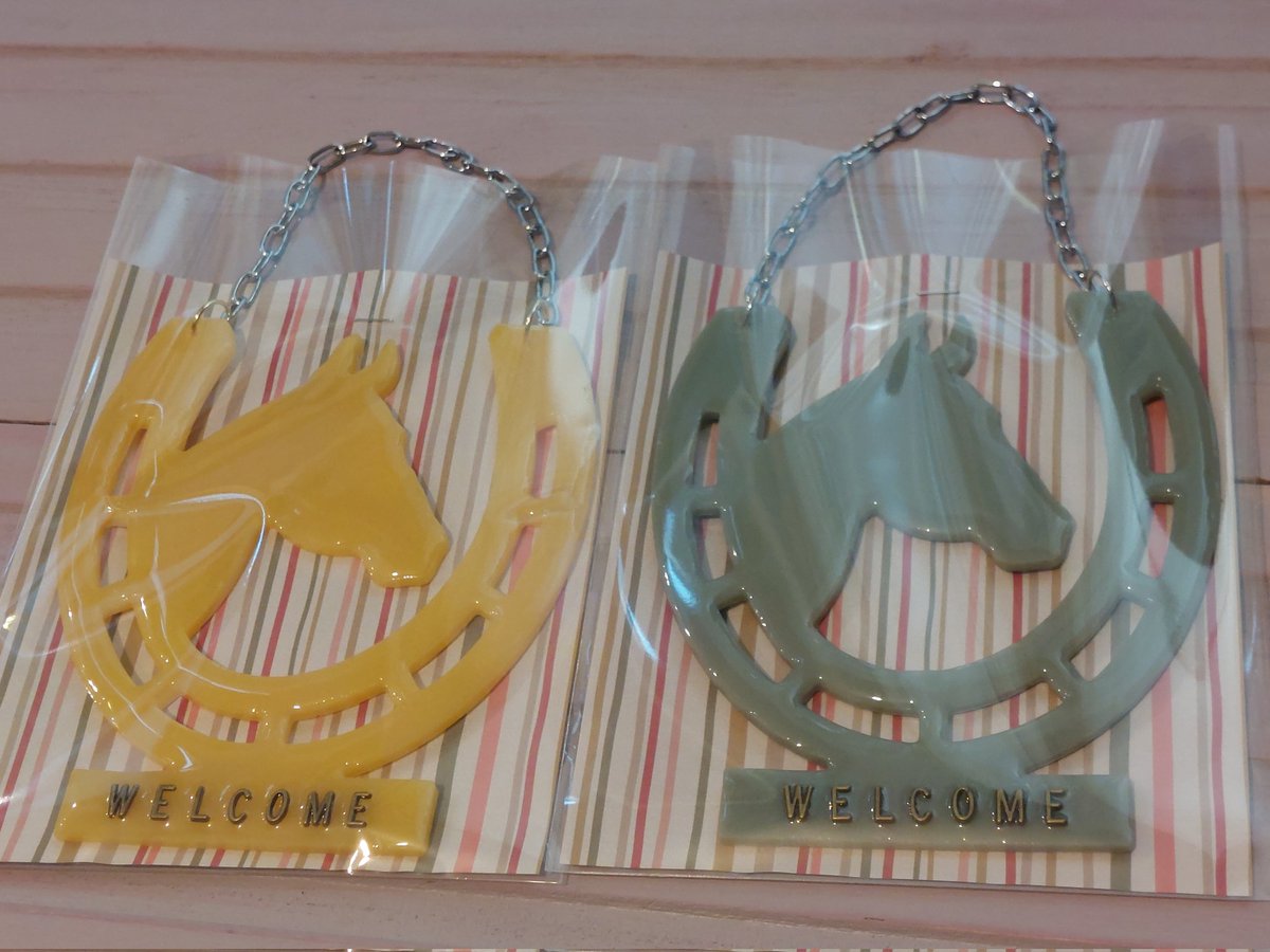 Clip-Clop tweet media