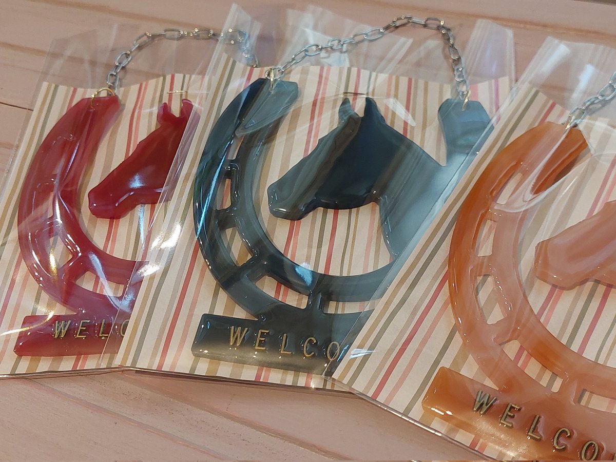 Clip-Clop tweet media