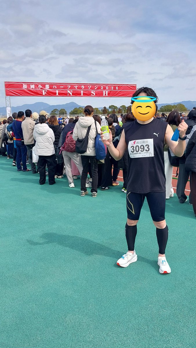 ezakispoon's tweet photo. ハーフマラソンベスト更新！
しっかり走り込んだ甲斐がありました💪🎖

6:00出発で送迎＆応援てくれた中学から付き合いのある後輩に感謝🙏🙏´-

帰り道にマック解禁！
美味しすぎてクスリかと思った🍔 🍟 https://t.co/RdSwtomB7N