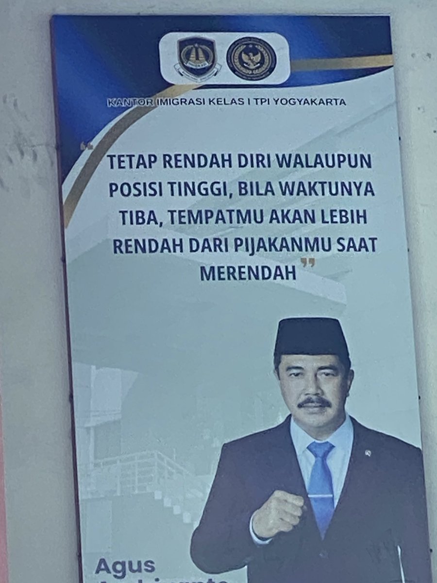 Ｗｈｉｔｅ Ｐｏｌｅ tweet media