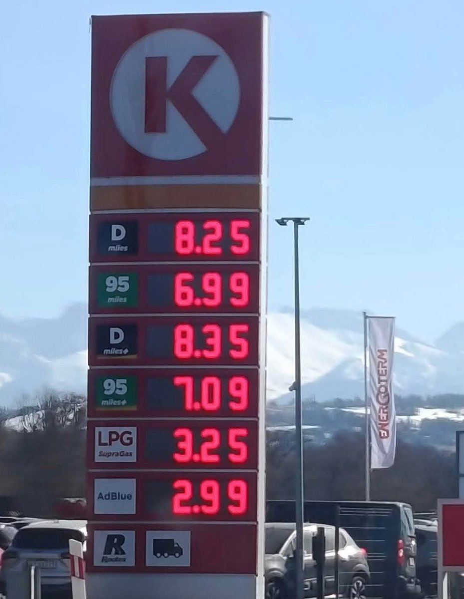 Kaźmirz Pawlak tweet media