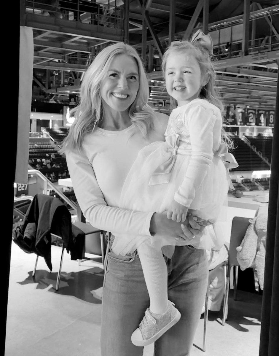 Kelly Rabolt (she/her) tweet media