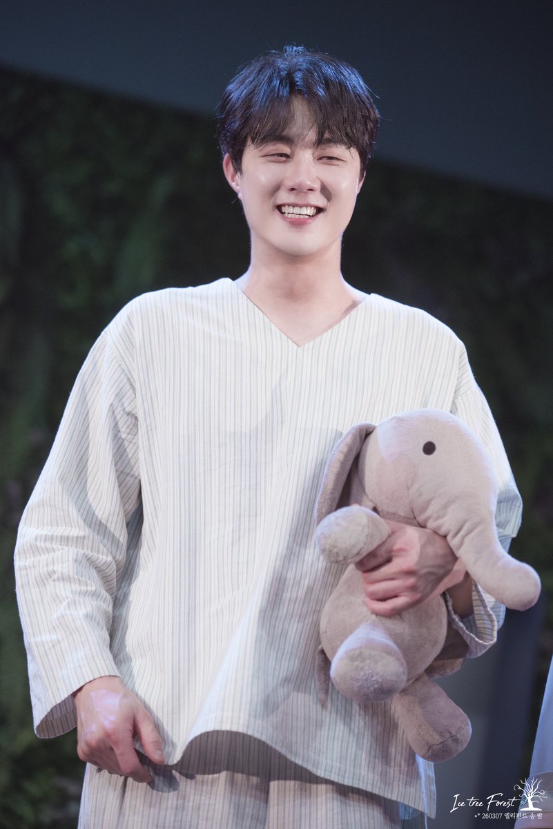 🌲❄Ice Tree Forest❄🌲 tweet media